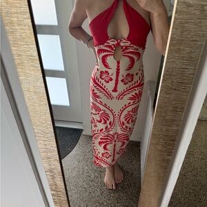 Chic Backless Red and Cream Dress
